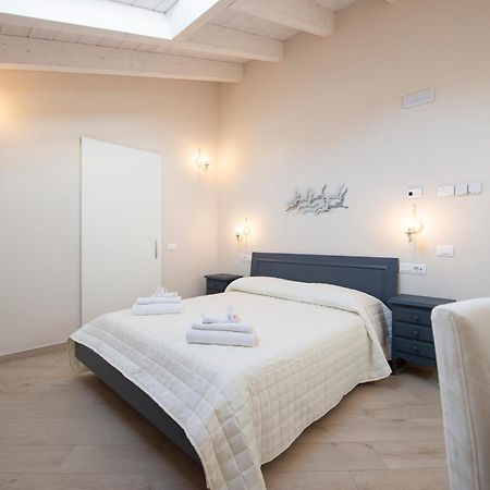 Villino Micol Camere A Due Passi Dal Mare Marina Di Carrara Extérieur photo
