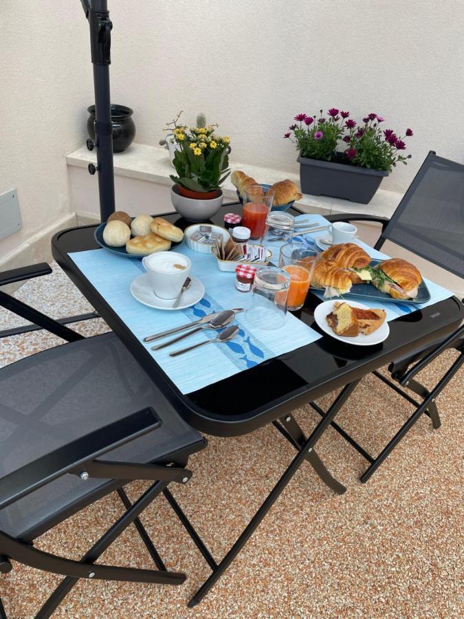Villino Micol Camere A Due Passi Dal Mare Marina Di Carrara Extérieur photo